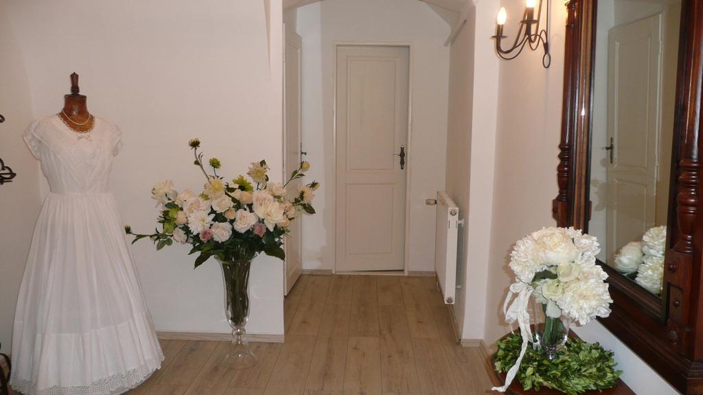 Apartment Dum U Cerneho Beranka Prague Phòng bức ảnh